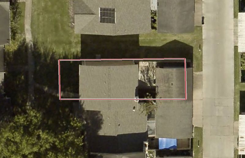 Aerial photo of 12829 Clarewood Dr, lot outlined in red