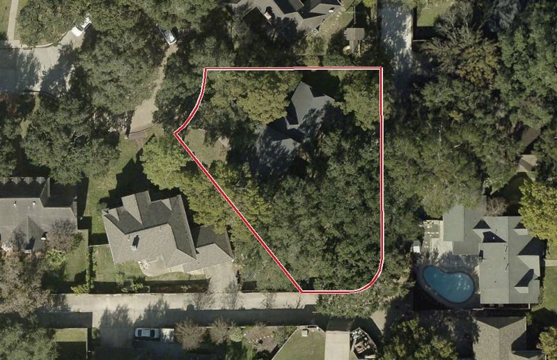 Aerial photo of 20103 Dering Ct, lot outlined in red