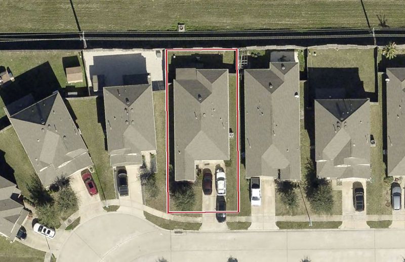 Aerial photo of 2646 Amber Thicket Ct, lot outlined in red