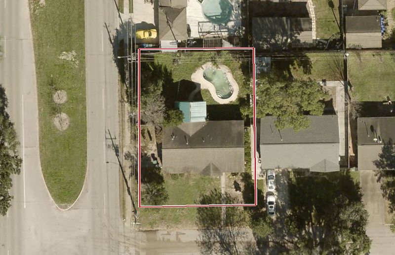 Aerial photo of 9650 Highmeadow Dr, lot outlined in red