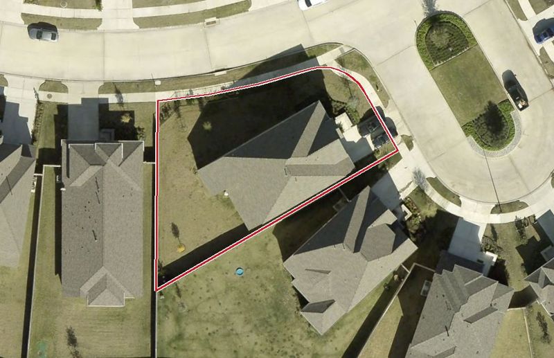 Aerial photo of 12611 Texas Buckeye Ct, lot outlined in red