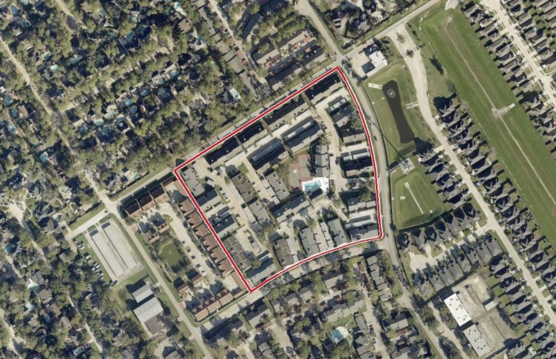 Aerial photo of 14777 Wunderlich Dr 2215, lot outlined in red
