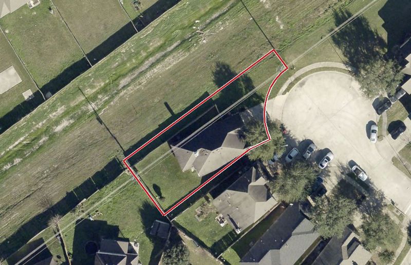 Aerial photo of 13115 Baron Hollow Ct, lot outlined in red