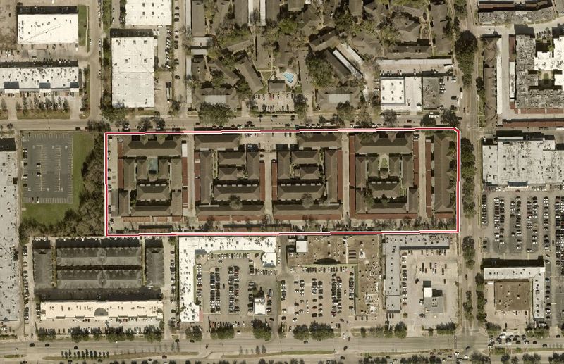 Aerial photo of 9201 Clarewood Dr 283, lot outlined in red